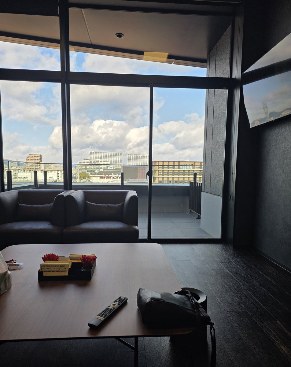 2日目現地到着。
昨日の負けを捲ります。