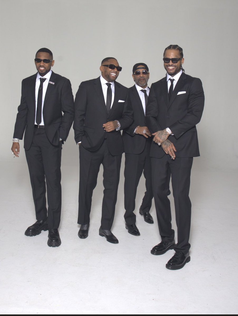 Letsrapaboutit tweet media