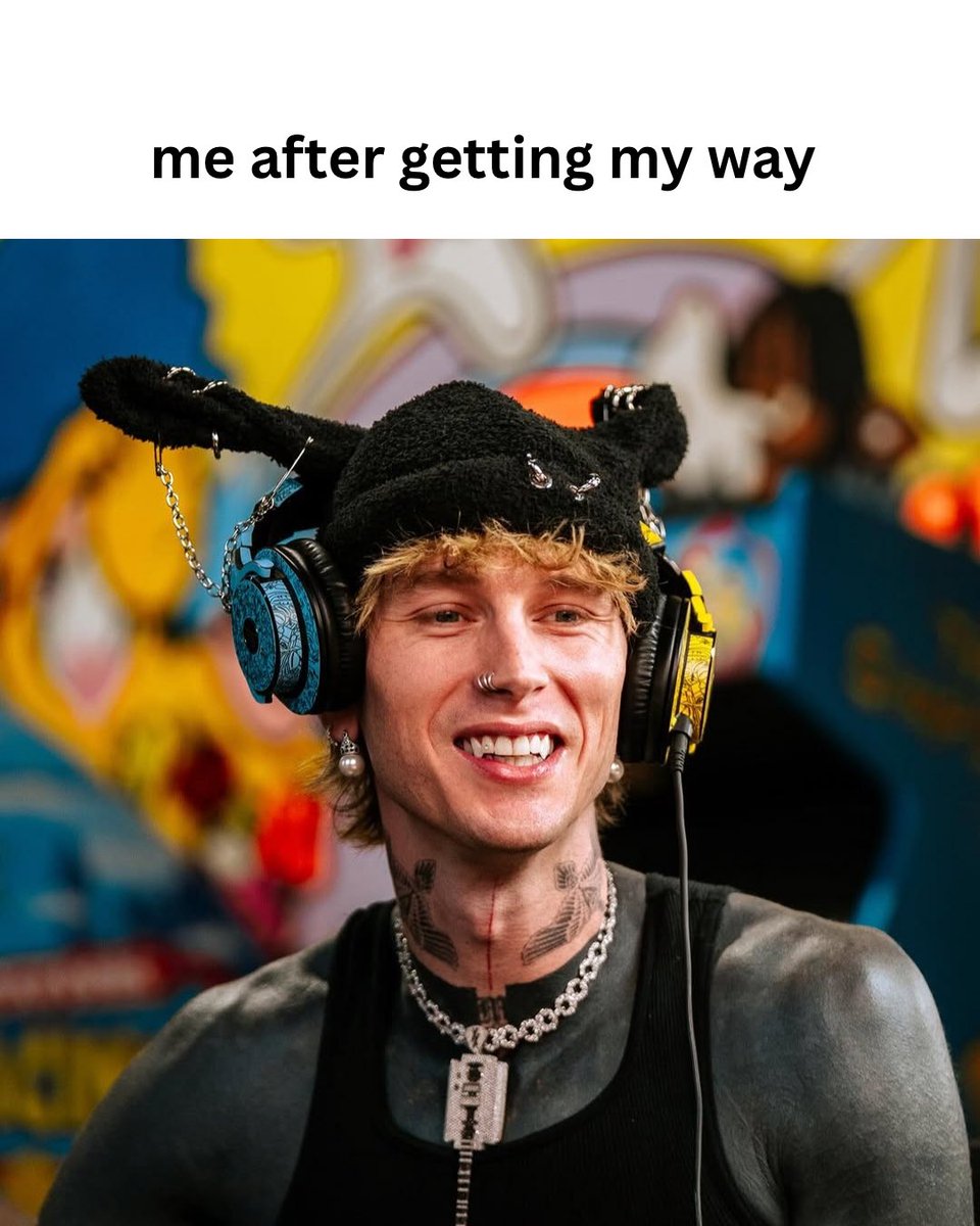 prissjay23's tweet photo. new year same me : 

🎞️ @pleckham @lyricalemonade

#relateablememes #mgk #machinegunkellyfanpage #machinegunkelly https://t.co/o8e1qAAxhc