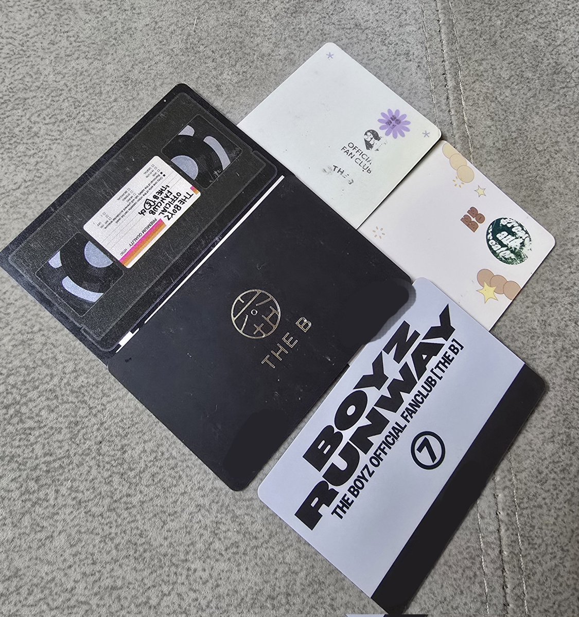 #더비는더보이즈랑_겟잇갓잇할거야
조금있으면 더비드래곤볼 모을수있어요
얼른 8기야 와라ദ്ദിᵔ.˛.ᵔ₎