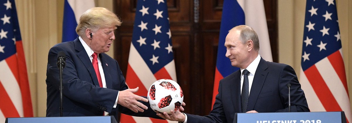 AnIllarionov's tweet image. Путин предложил Трампу взятку в 1 млрд.дол.

Путин: «...уже сейчас, даже до решения нами вопроса об участии в составе и в самой работе «Совета мира», учитывая особые отношения России с палестинским народом, мы могли бы, я думаю, направить в «Совет мира» 1 миллиард долларов США из…