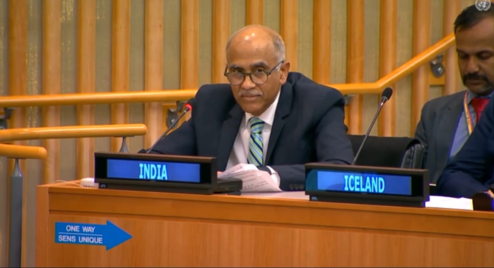 airnews_puduvai's tweet image. ஐக்கிய நாடுகள் பாதுகாப்புசபையை மறு சீரமைப்பதற்கு வேண்டிய சீர்திருத்தங்களை தாமதப்படுத்துவது மனித குலத்தை ஆழ்துயரத்தில் தள்ளும்என்று ஐ.நாவுக்கான இந்தியாவின் நிரந்தர பிரதிநிதி திரு. ஹரிஷ் கூறியுள்ளார். #UNReforms #UNSC #IndiaAtUN #GlobalPeace