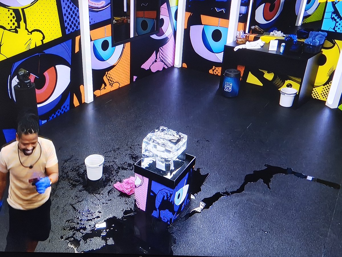 tranquilonorio's tweet image. Leandro conseguiu #BBBB26 
Chupa, Caubói cowboy ❤️❤️❤️