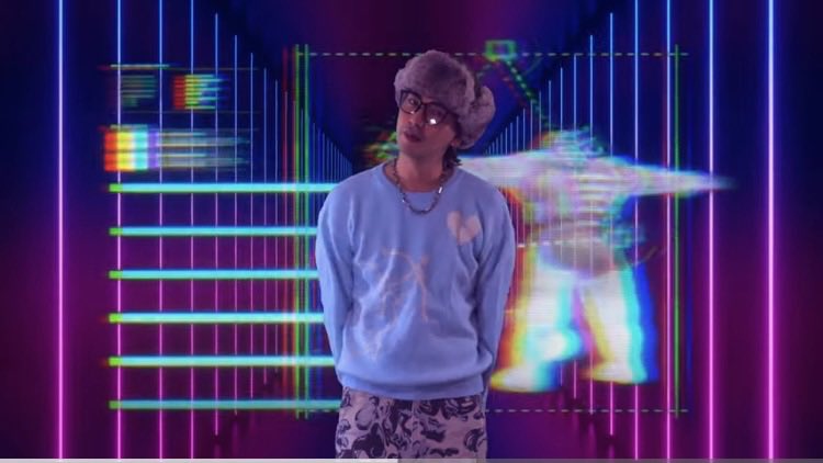 OsTomoko's tweet photo. 『META WORLD 』💫見どころ盛りだくさんで楽しいMV✨(*ˊ˘ˋ*)。♪:*ボスであるSHUMさん が新技術も駆使して壮大な異世界が展開されているのに🤩入り口のゴーグルは手作り感があって🤭そのギャップもいい👍誰だって自分のMETA WORDにいけるような期待感が好き⸜(*ˊᗜˋ*)⸝💞
#iamSHUM
#メルナ
#METAWORD https://t.co/2U4F4SV2Ch