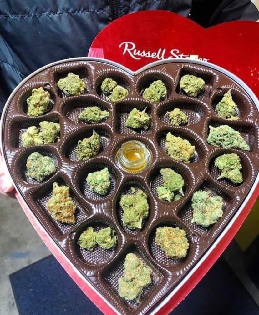 _StonersRUs_'s tweet photo. Perfect for Valentine’s Day! 😍❤️ https://t.co/8E2ouAxQCu