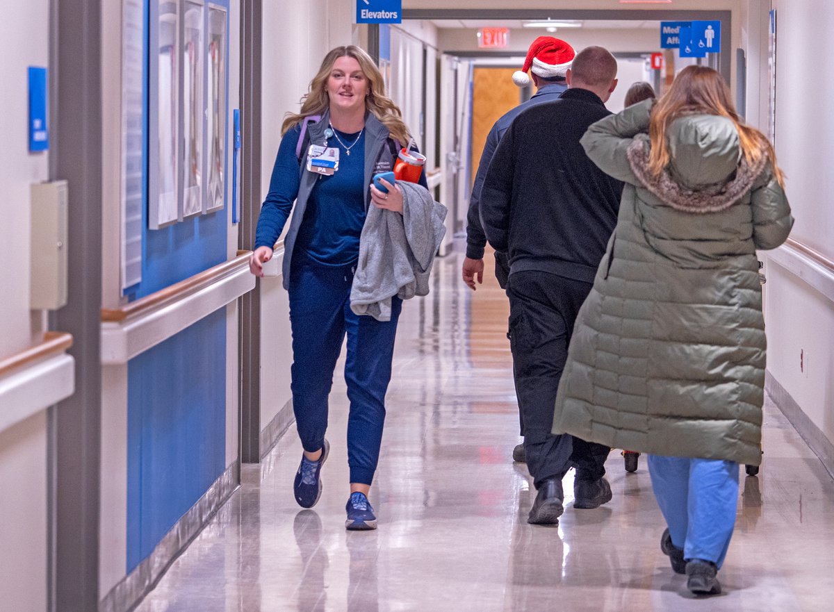 Brian_Haenchen's tweet photo. Meet Kiah Ferrell (@kiah20pik): @OrioleAthletics' head softball coach, one of @QuakerSports' assistant girls basketball coaches and a physician assistant working overnights in trauma at @StVincentIN.

"She is literally Superwoman."

From @KWilkinson3 &amp; I: https://t.co/EeKonQvqFA https://t.co/Z6trvtiUBr