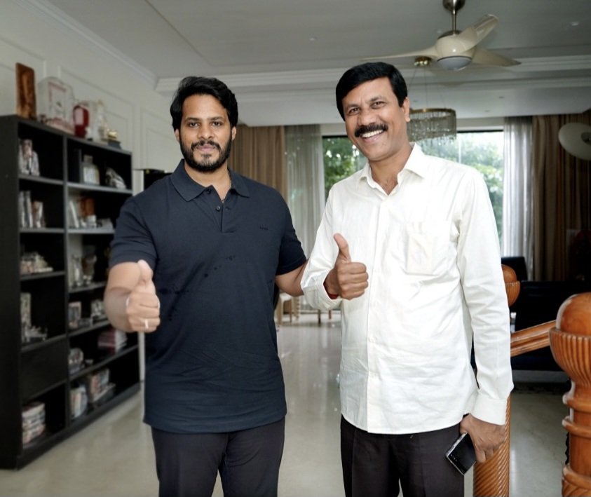 ಆತ್ಮೀಯರು ಕರ್ನಾಟಕದ ಭರವಸೆಯ ನಾಯಕರು ನಿಶ್ಕಲ್ಮಶ ವ್ಯಕ್ತಿತ್ವದ ಯುವ ಜನತಾದಳದ (ಜಾತ್ಯತೀತ) ರಾಜ್ಯಾಧ್ಯಕ್ಷರಾದ ಶ್ರೀ #ನಿಖಿಲ್_ಕುಮಾರಸ್ವಾಮಿ  ಅವರಿಗೆ ಜನ್ಮದಿನದ  ಶುಭಾಶಯಗಳು. 💐🎂💐🎂💐🎂💛❤️
<a href="/Nikhil_Kumar_k/">Nikhil Kumar</a>