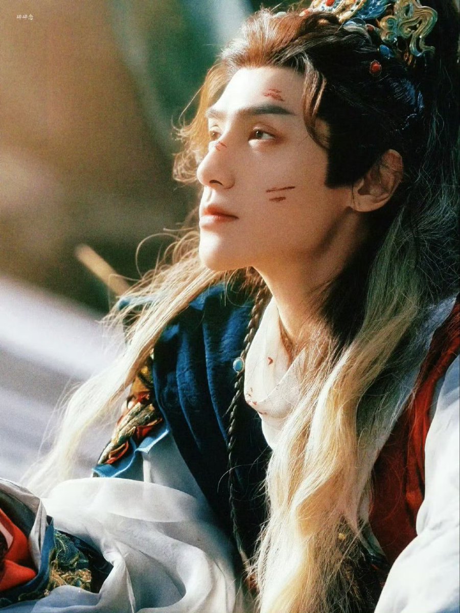 tkfl06's tweet image. Klo udh diedit bwgini tuh ky awkskwowkdndlpwqjqkl cakep bgt 🔥🔥