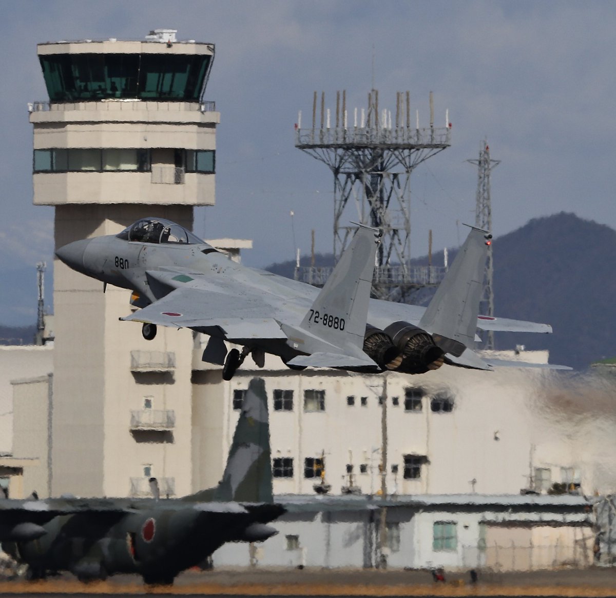 今日の小牧

築城基地   6thTFSより

F-2#(557)  IRAN-IN

千歳基地   203TFSへ

F-15#(880)  デリバリー