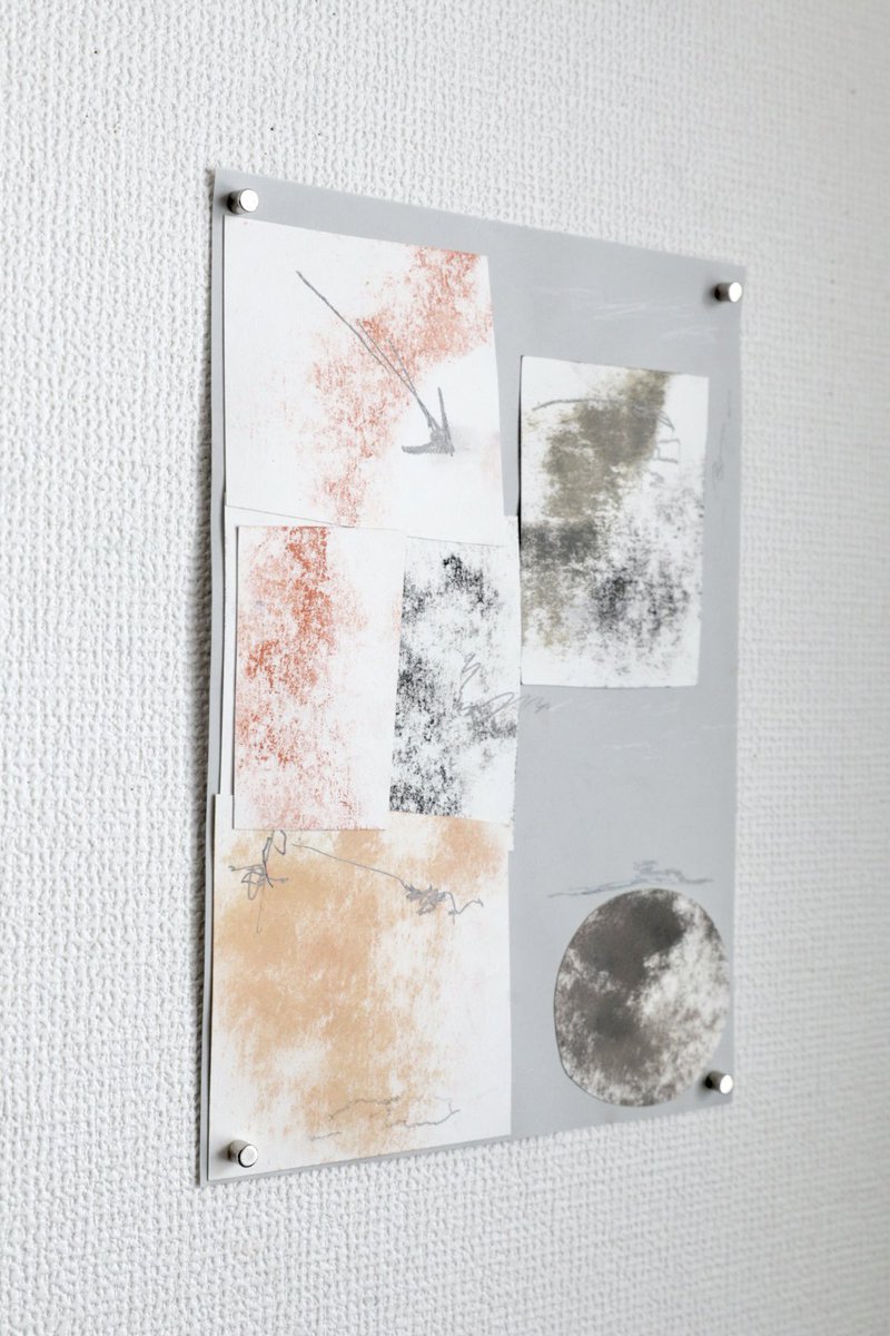 [Swifts]
pencil,pastel and collage on paper. 2026
コラージュ作品