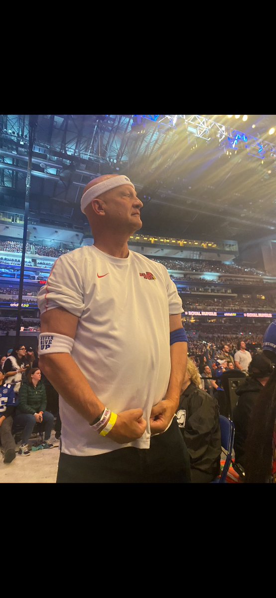 dandakich's tweet image. The 2 greatest shows in America @DontAtMeDD and @PatMcAfeeShow are filmed within 1/2 mile of one another…. Amazing