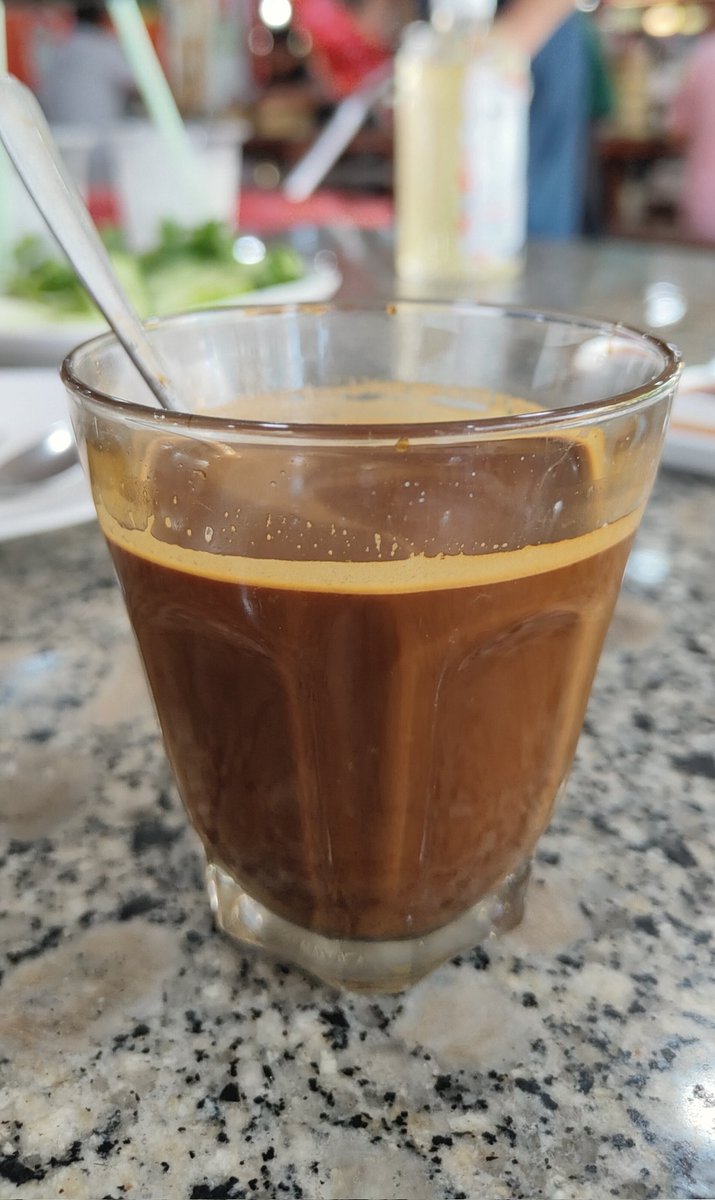 ละม่อม tweet media