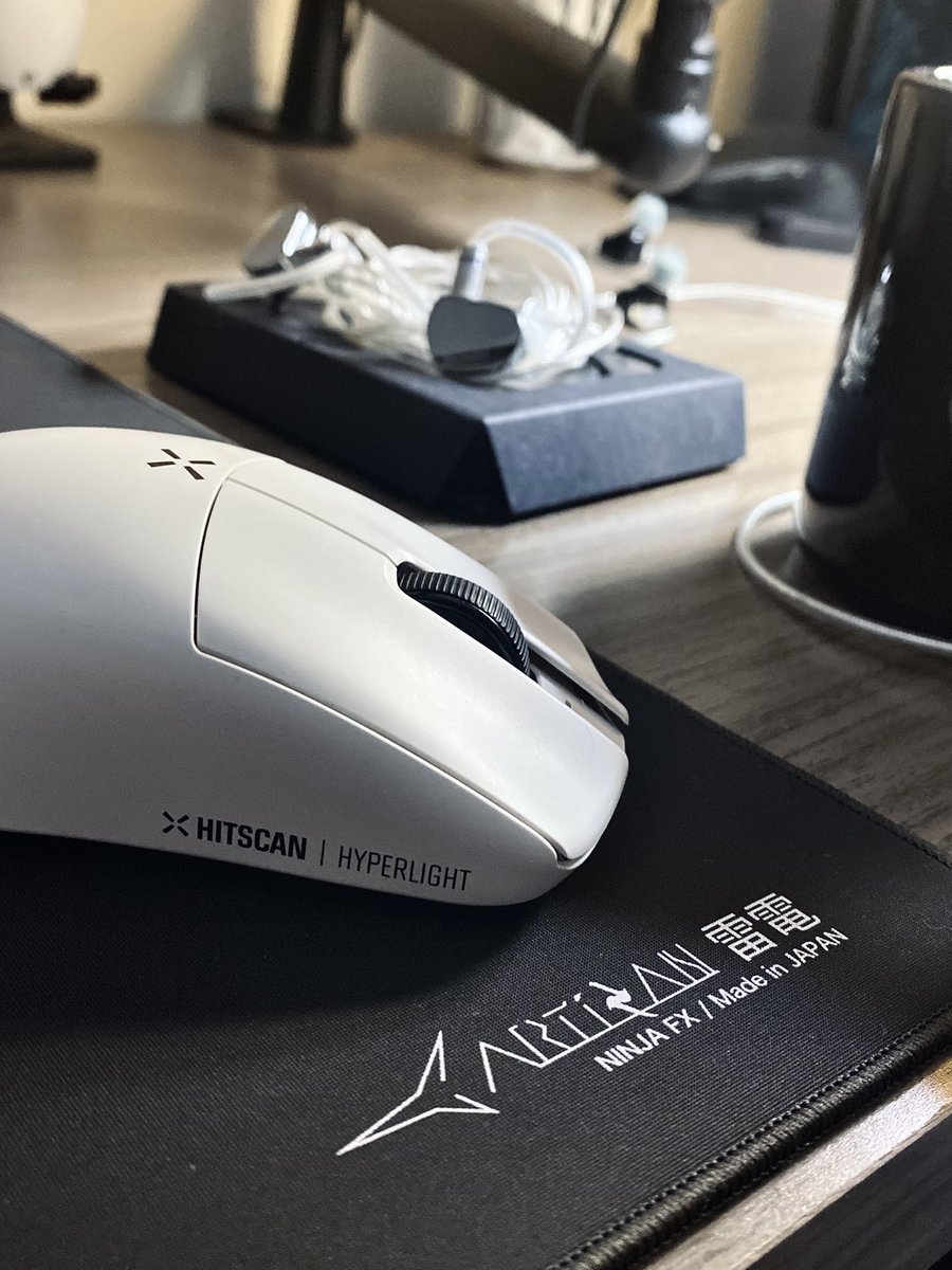 soworldwideyu tweet media