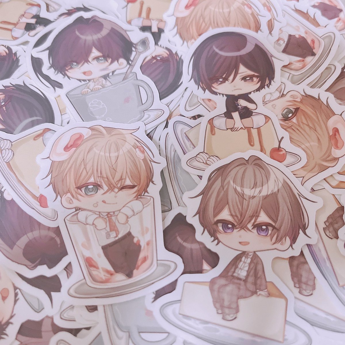 0117_neko_suki's tweet photo. 頼んでたの届いた〜- ̗̀📦 ̖́- https://t.co/gyN7fYILew