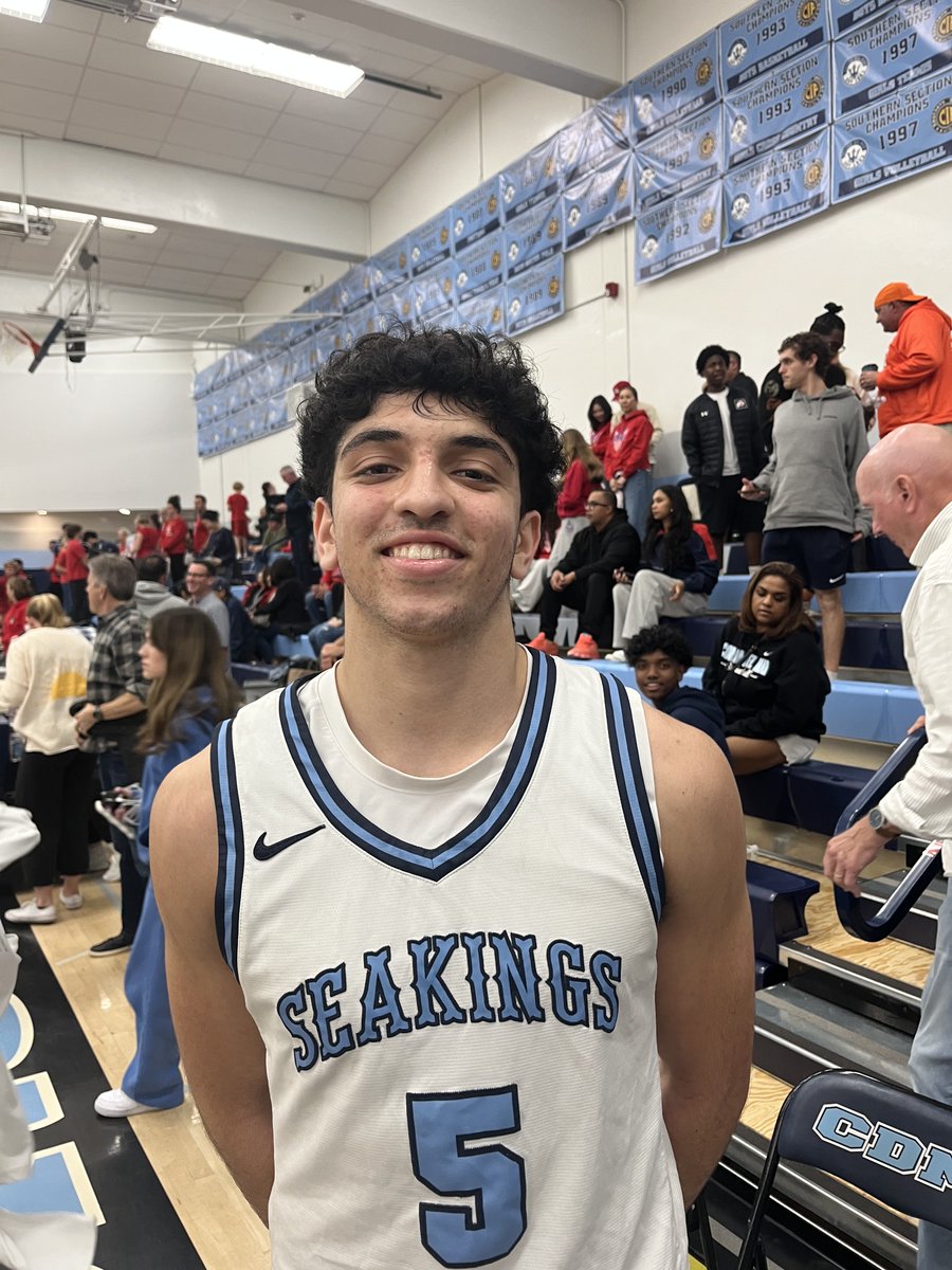 SteveFryer's tweet photo. Ryan Mansouri scored 23 points for Corona del Mar in a 76-54 win over Los Alamitos. CdM is 23-1 overall, 8-0 in the Sunset League. Los Al 14-8, 5-2. https://t.co/7hkdNbmR5t