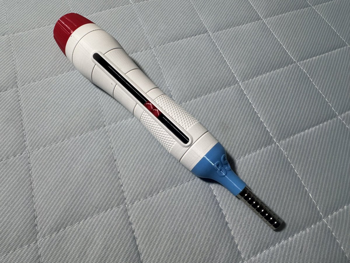 これめちゃくちゃ便利だw

マグネットペンケース！

こういう便利品があるから3DPはやめられないw

マグネット導入率高くなりそうw