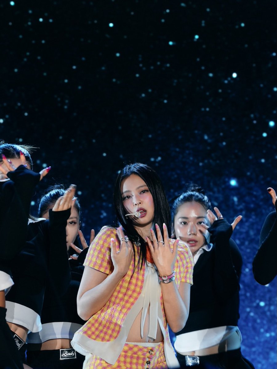 JennieDCGallery's tweet image. 260122 Photos from #JENNIE’s 2024 Superpop Japan performance (Nov 10, 2024)
