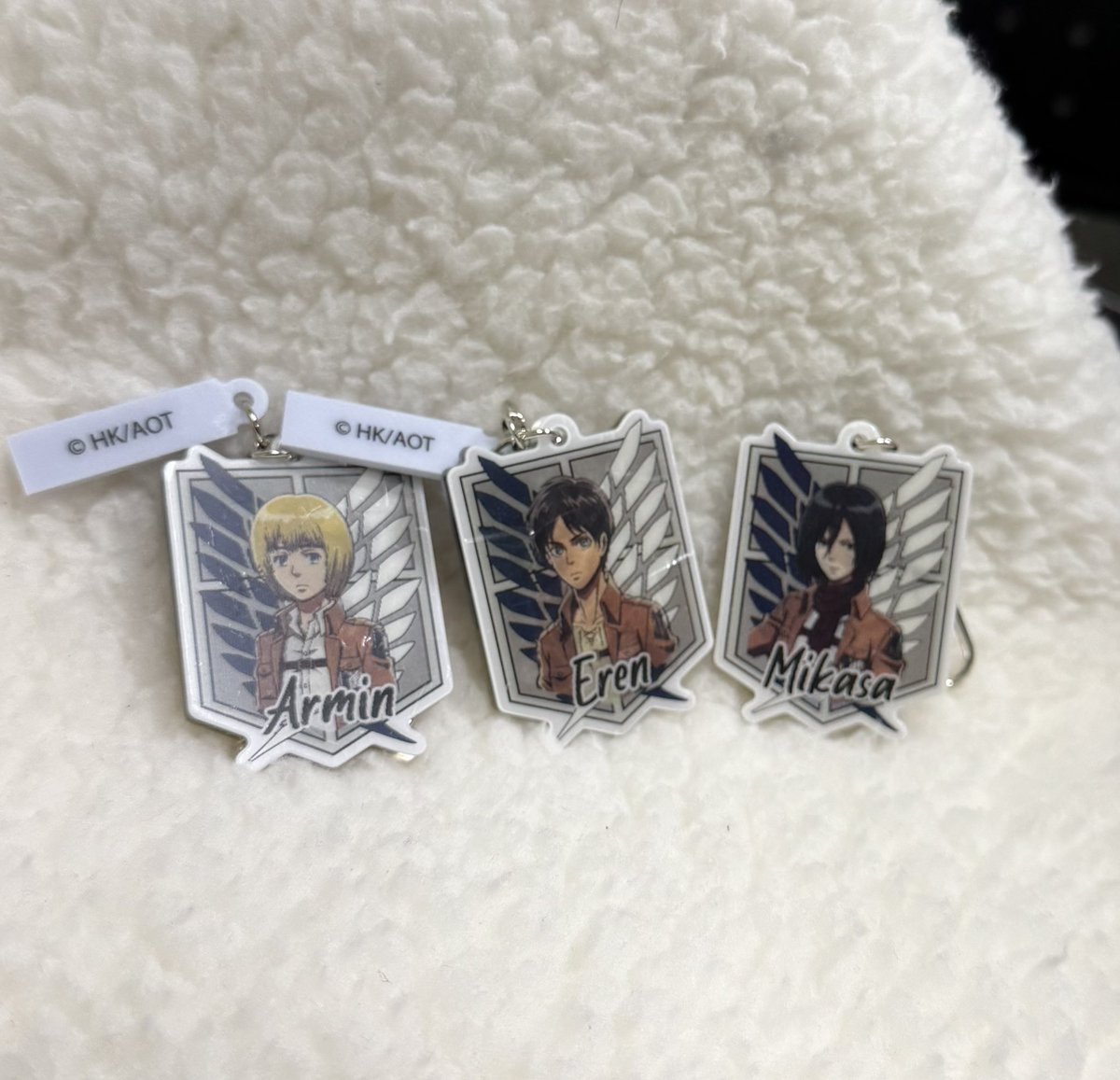 오..  진격거 세친구 뽑음
서누 최애는 못 뽑았네😢