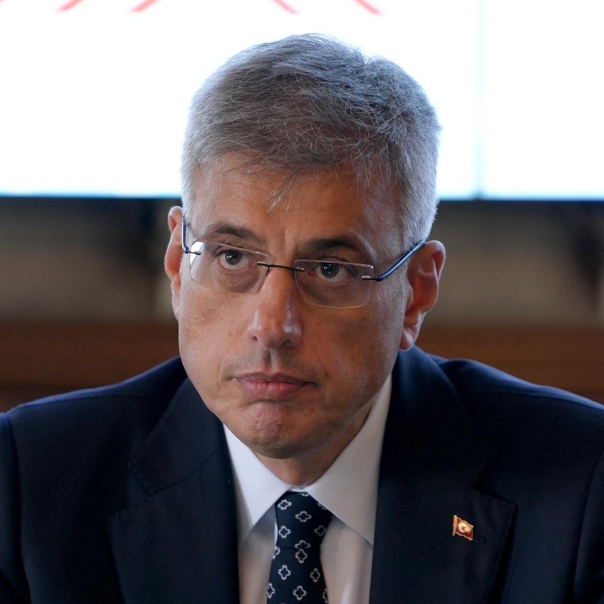 bpthaber's tweet image. Sağlık Bakanı Memişoğlu: "Sigaranın görünürlüğünü azaltmamız lazım.

Sigara içmeyenler mağdur oluyor.

Görünürlüğünün azaltılması için bir kanun taslağı oluşturuyoruz. Paketinden satış alanlarına kadar her şeyi yeniden düzenleyeceğiz."