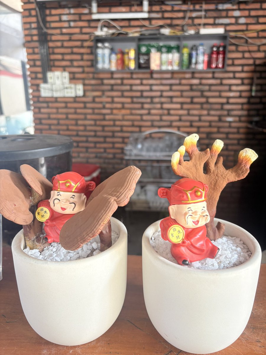 DoanNguyenPy's tweet image. Cận Tết làm gì?

Sáng nay mới video call với cậu em @duongvuong2803 anh em trò chuyện nhanh tản mạn về mua bán vào dịp Tết thì tụi mình đều đồng thuận về việc tập trung vào những cái cũ đã chuẩn bị từ trước hoặc đã làm qua một mùa rồi. Hàng đã đặt,…