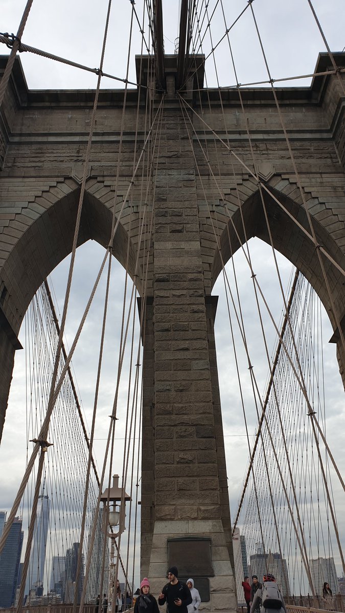 Ananke_xhltk's tweet image. 뉴욕 혼자 여행이 정말...최고였어요...
코로나 터진 시기라 교환학생으로 갔던 중간에 돌아왔지만..이 봄방학 때 여행이 너무 좋은 기억이에요 비록 계획대로 된 건 거의 없지만...(사유: 문닫음 이슈