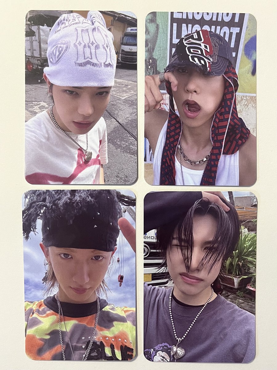 여름이 tweet media