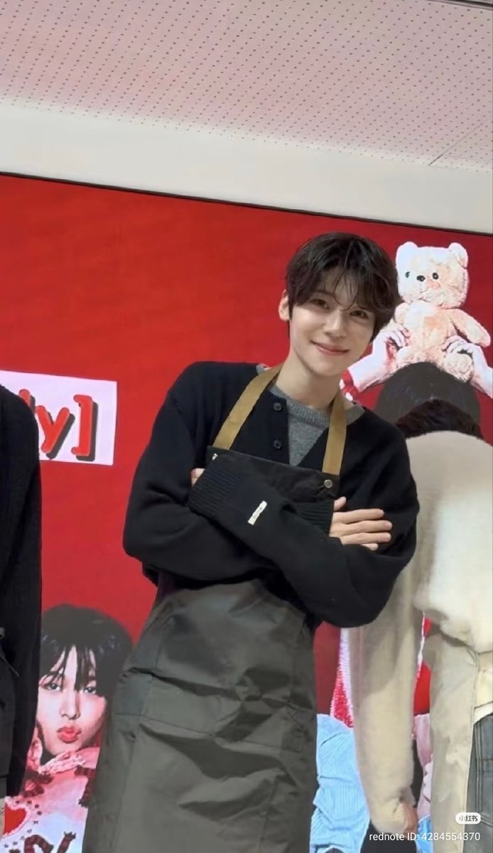 sionlovebot's tweet image. 와ㅈㄴ예뻐