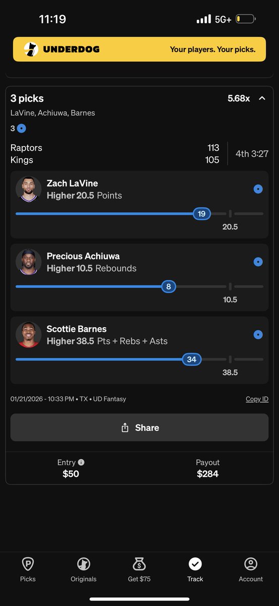 luis_e02's tweet photo. I want a refund cause ain’t no way Achiuwa’s rebounds went down throughout the qtrs. Check the timestamps. He should really be at 10 rn!! Wtf! 🤬 @UnderdogNBA @Underdog https://t.co/LnTp1FEbE5