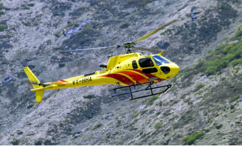 jkmediasocial's tweet photo. J&K Govt restores #helicopter service to snow bound border areas
#Subsidized services to resume for Gurez, Badugam, Tangdar, and Kanzalwan; priority given to patients, pregnant women, students https://t.co/zN3IvGQSND