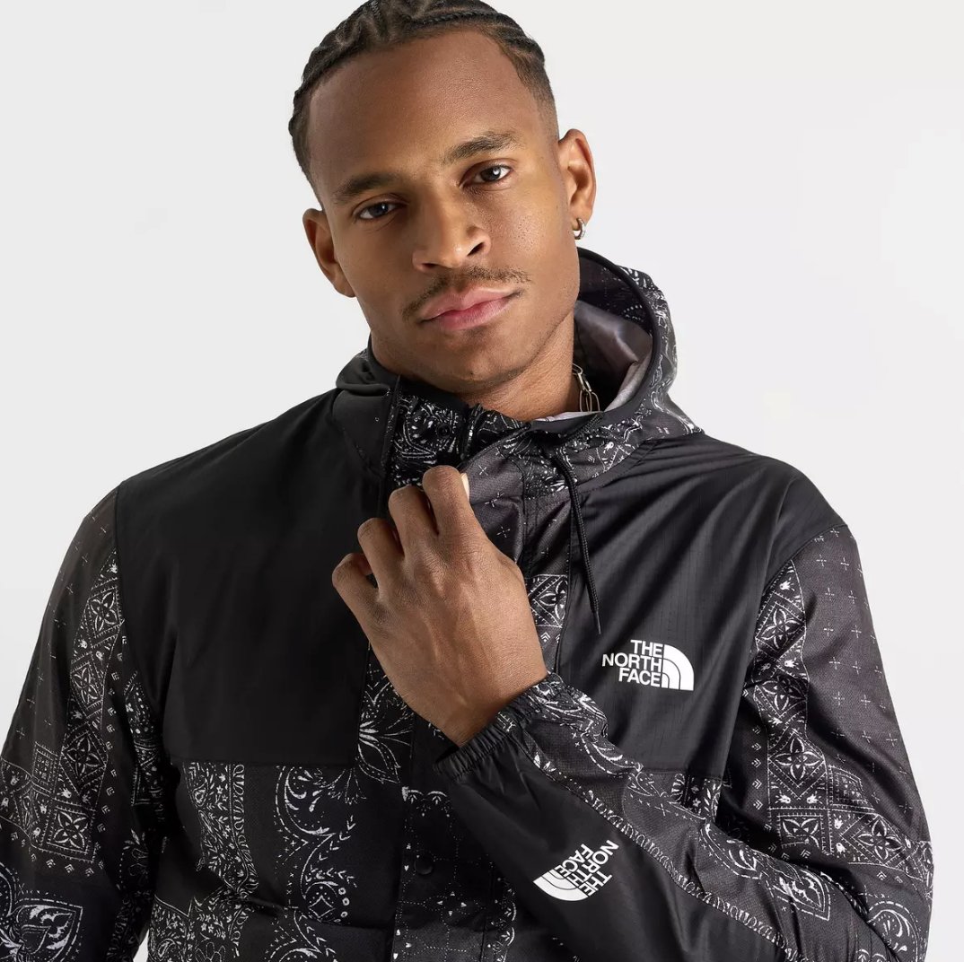 JustFreshKicks tweet media