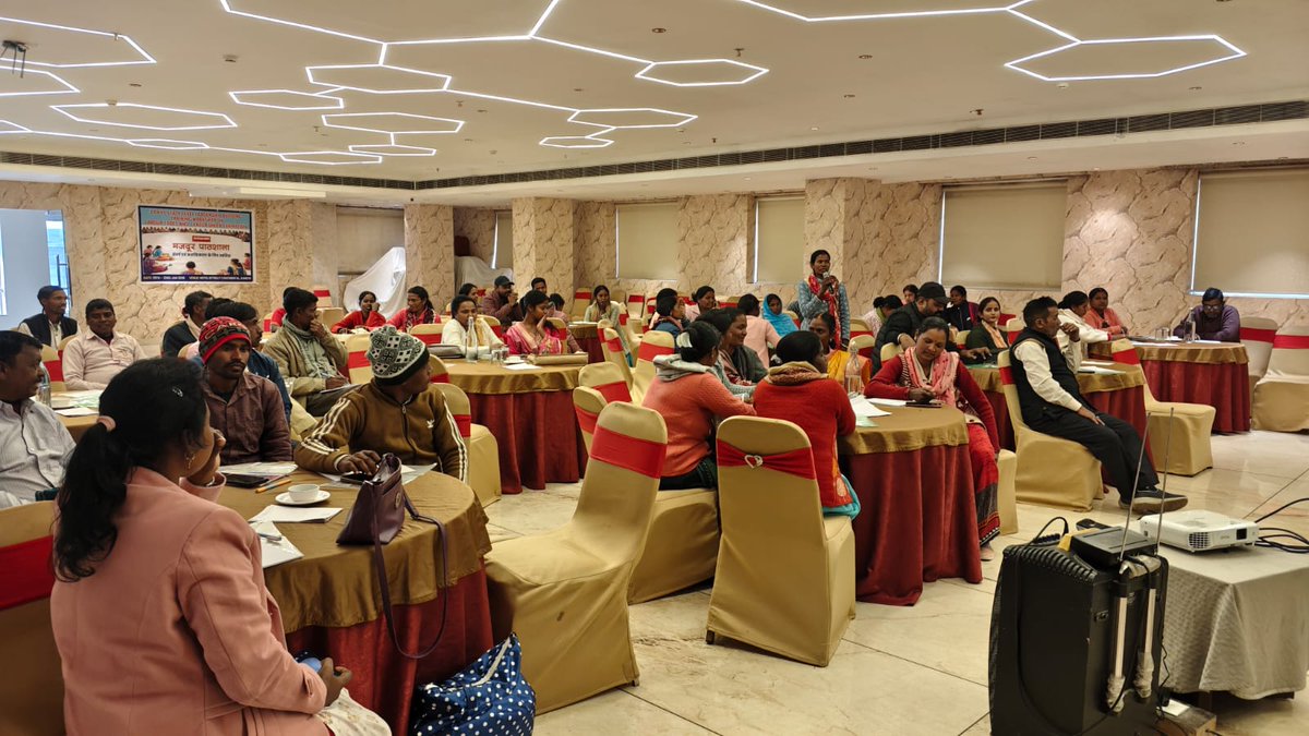 getzi_joel's tweet photo. @ActionAidIndia  organized state-level Workers’ School in Ranchi. Mazdoor Pathshala is a structured capacity-building initiative by ActionAid Association designed to empower construction and informal workers through sustained learning and collective action. #MazdoorPathshala https://t.co/FcTTLSGo4q