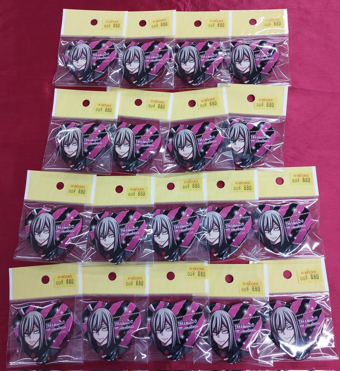 入荷情報】 『 #桃源暗鬼』 神門くんのバニー姿のハート缶バッジが入荷