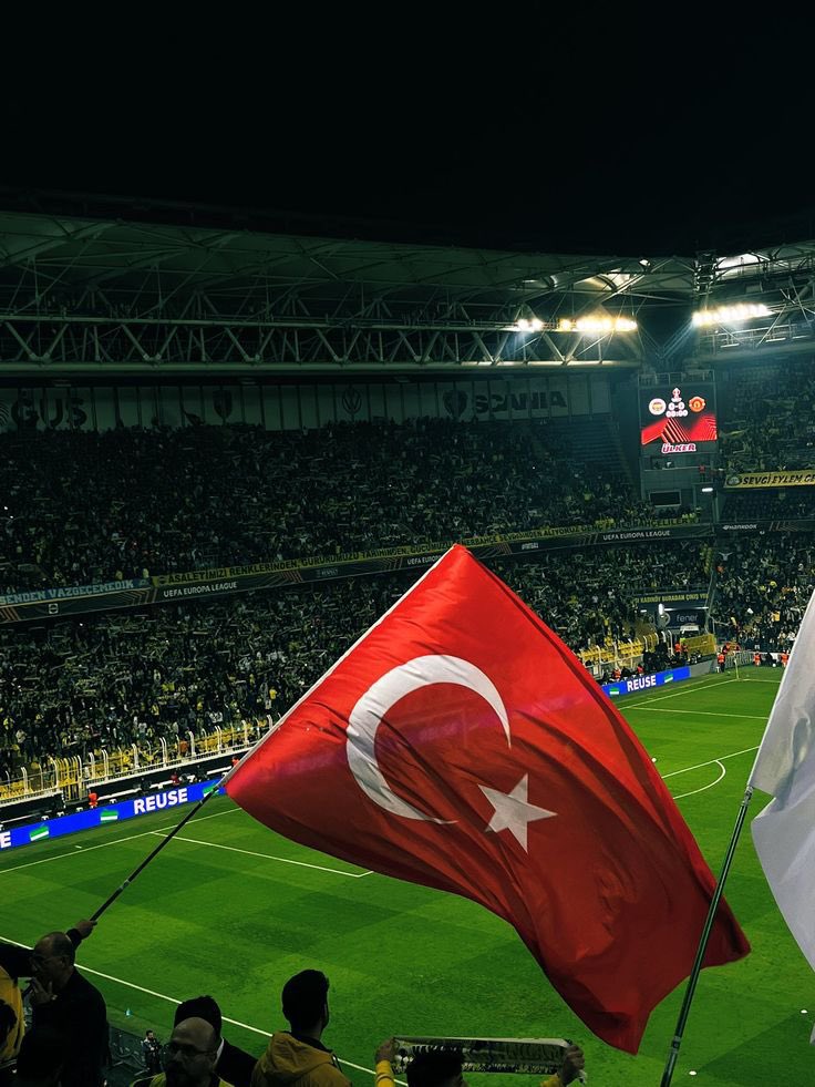 Kibicibicis's tweet photo. Fenerbahçe Bu Ülkenin Yüz Akıdır 🇹🇷💛💙

#FenerinMaçıVar https://t.co/DbK1bDlyqk