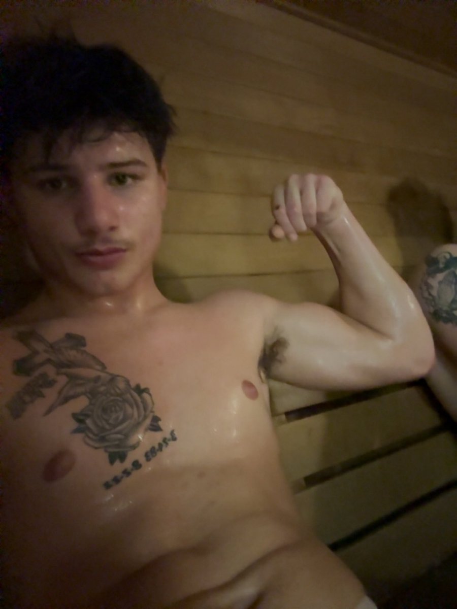 masterRock tweet media