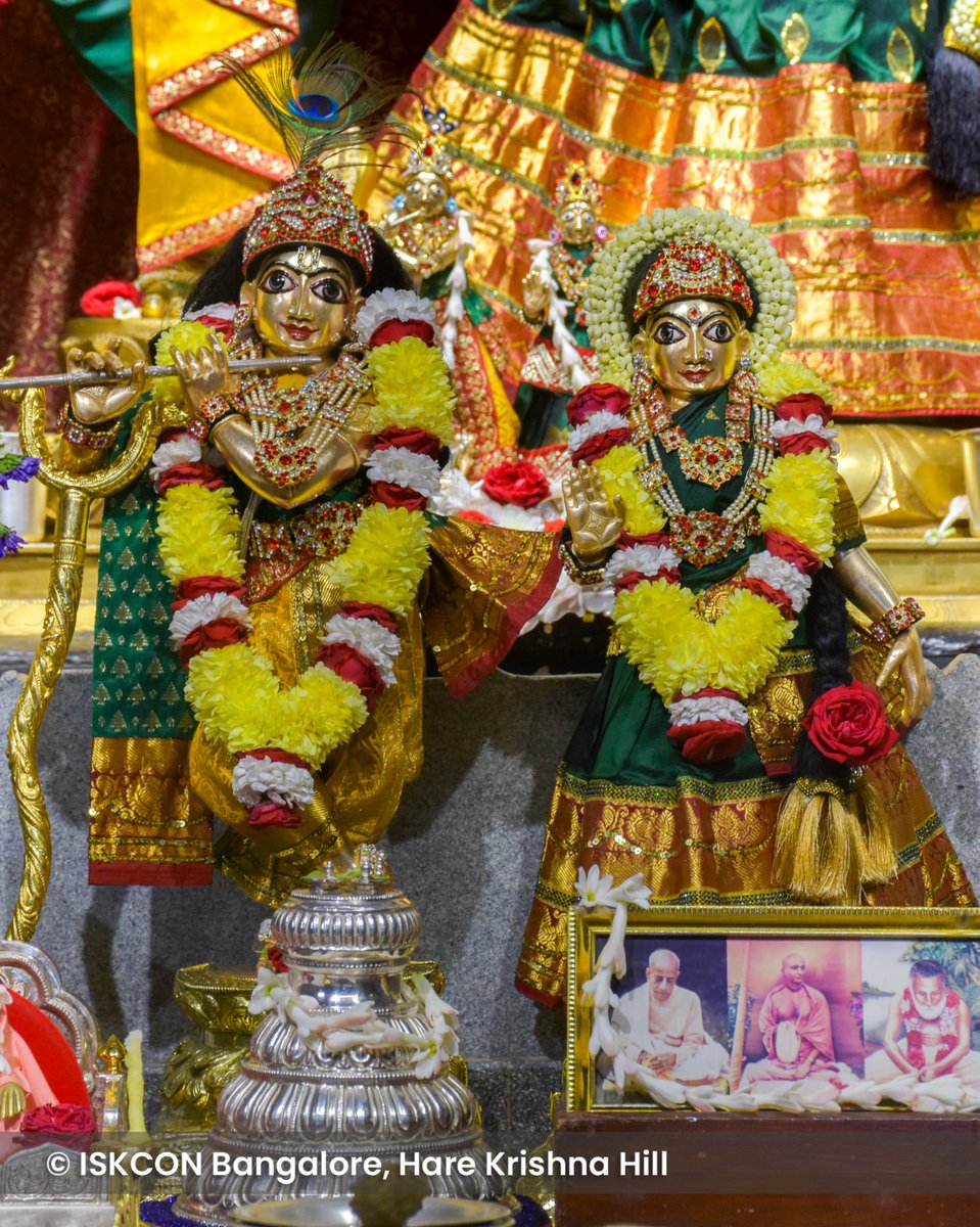 ISKCONBangalore's tweet photo. Daily darshan from ISKCON Bangalore temple - January 22, 2026..

#radheradhe❤️ #harekrishna🙏 #krishna #iskcon #bengaluru https://t.co/kyu80yDzjq