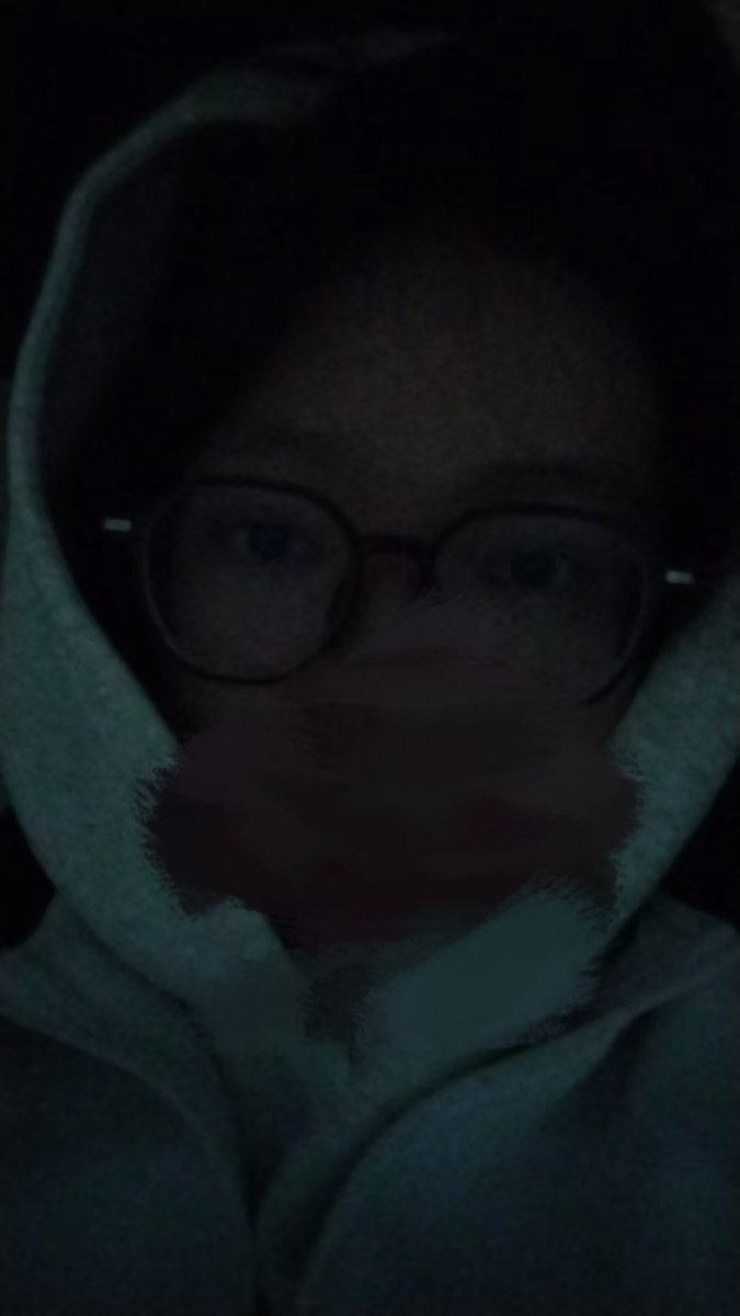 我削下来的洋葱头怎么被人装上了齐刘海 tweet media