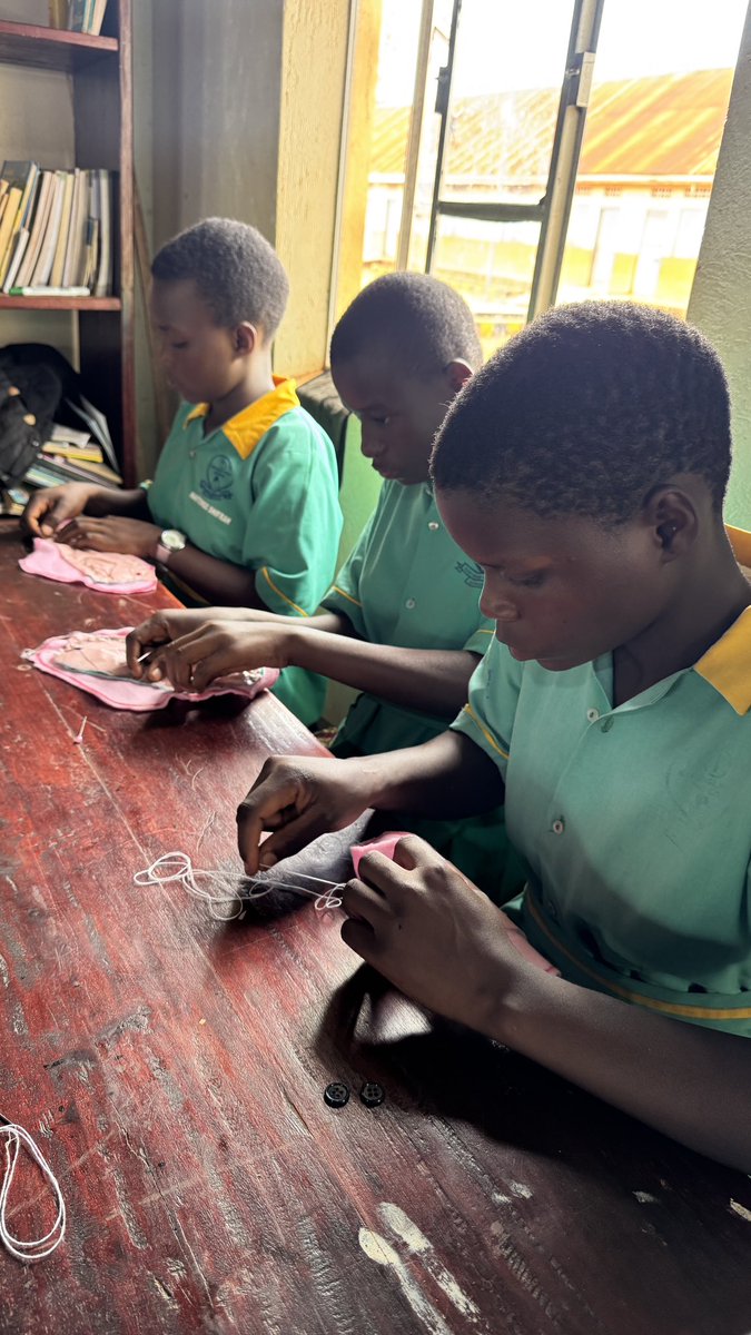 AssortedAfrica's tweet photo. No girl should miss school because of her period
Through our Super Teen Program, we are promoting menstrual hygiene among girls by ensuring they have access to reusable sanitary pads they can rely on throughout their school days.
#MenstrualHygiene #ReusablePads https://t.co/kRrB9cX4Gx