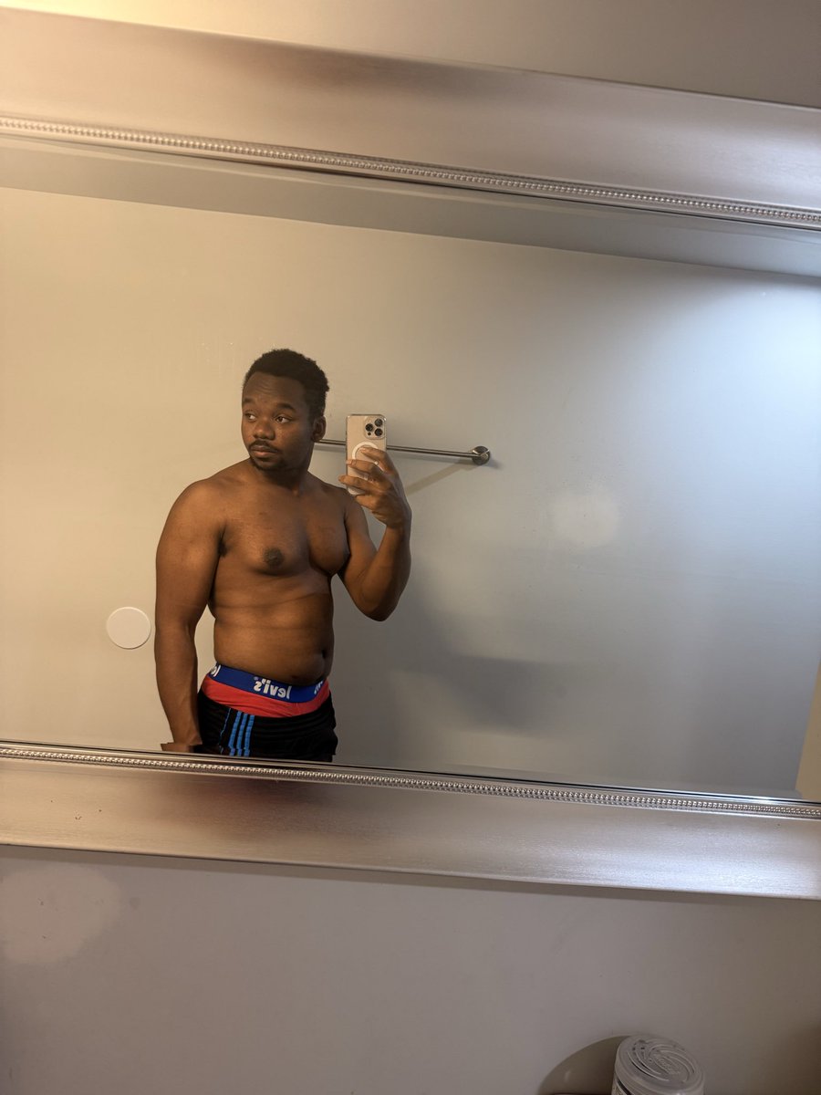 marcutie13's tweet photo. Let’s do this again. For real this time. 🤭 gotta start making money to keep a hair cut 😇

https://t.co/bZ9pTl3uTp https://t.co/NIAcRBe50S