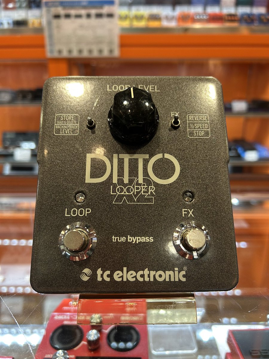 1484ssbs's tweet image. 値下げしました！！！
【中古】tc electronic / Ditto X2 LOOPER
store.ishibashi.co.jp/view/item/0000…

トゥルーバイパス＆アナログドライスルー設計、非圧縮24ビットオーディオ、5分のループタイム、無制限のオーバーダブ回数、アンドゥ／リドゥ機能装備のルーパーです。

#tcelectronic
#LOOPER
#エフェクター
