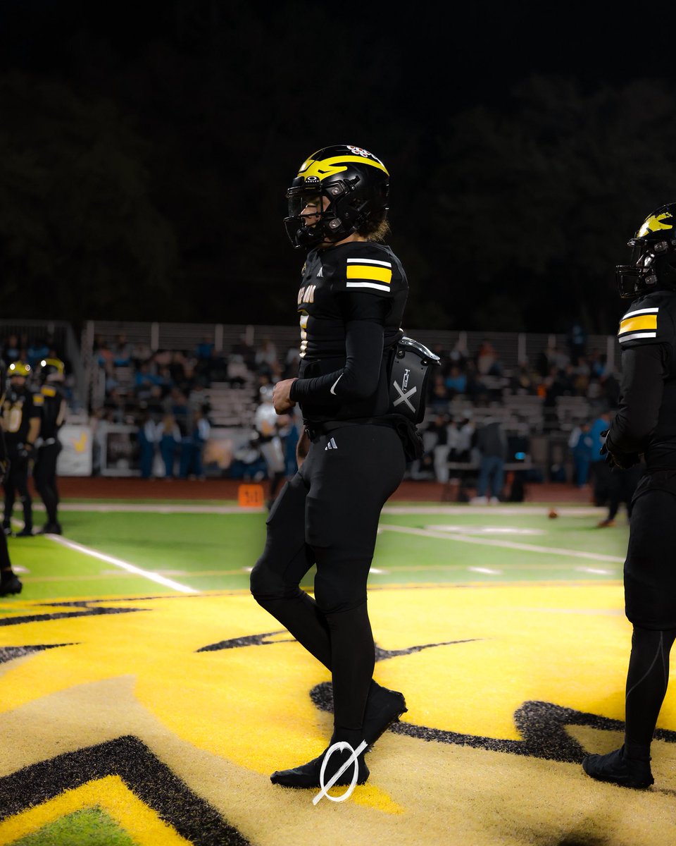 nolensauve5's tweet photo. Nolen Sauvé
Updated End of season Highlights
6,2” 192 Senior QB
Del Oro High School 
https://t.co/DKlksYuCek https://t.co/Z0B481O1EY