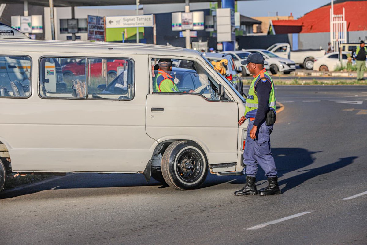 Roles and Responsibilities of Parents in Scholar Transport

Choosing safe scholar transport is a shared responsibility. Parents play a critical role in protecting learners by insisting on legality, safety, and accountability

#ScholarTransport