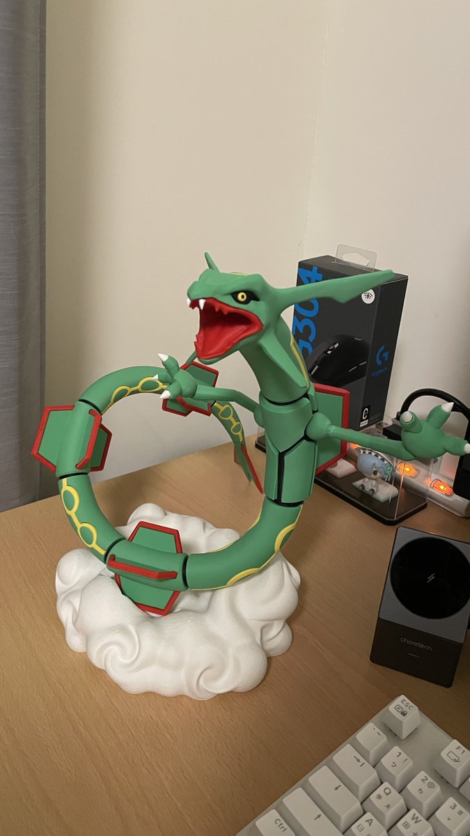 anyo0612's tweet photo. 無事に完成させた自分、マジで偉い 😏
レックウザ降臨！

#BambuLab #3Dプリンター #ポケモン #レックウザ #Rayquaza #3Dprinting https://t.co/eUCdVCTHjH