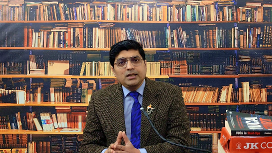 C-Suite Consultant tweet media