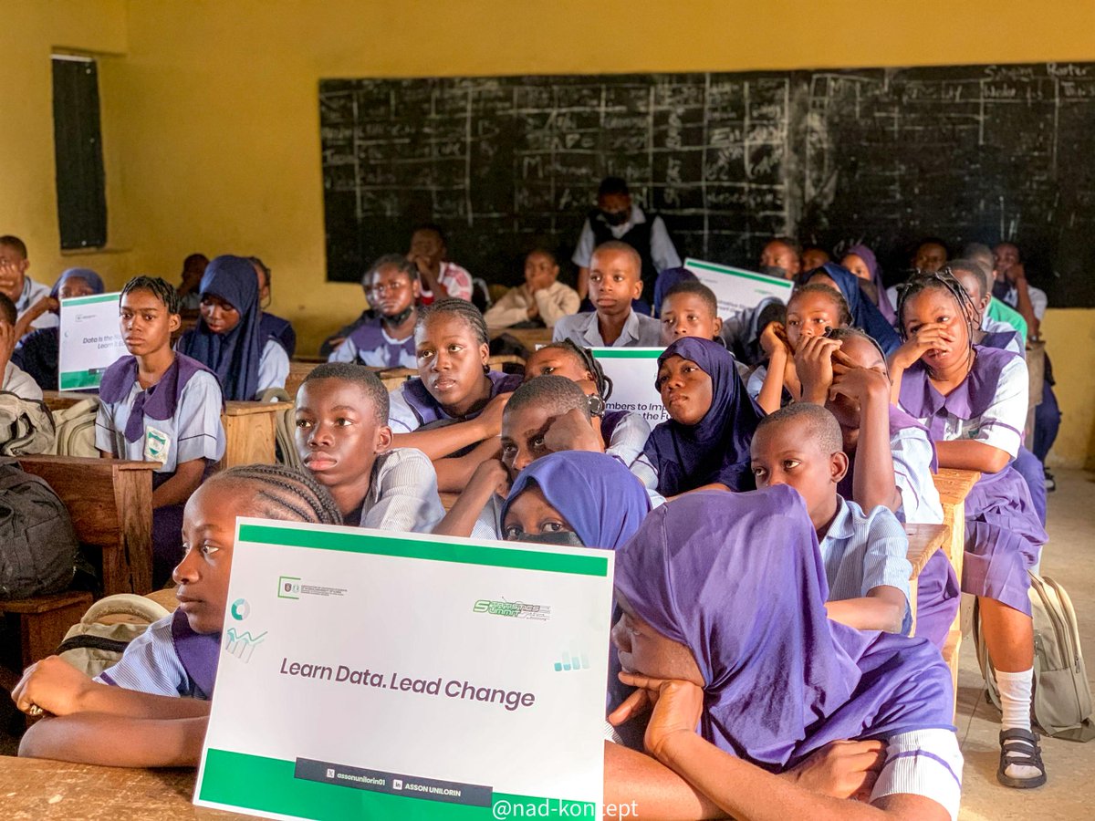 AssonUnilorin01's tweet photo. Unmatched energy, curious minds, brilliant display, plus a buzzing atmosphere filled with high enthusiasm.

The students engaged deeply with conversations around data, digital innovation, and AI — paving the way for the next generation of data-driven thinkers.

#StatisticsSummit https://t.co/UOk7vU6lkD