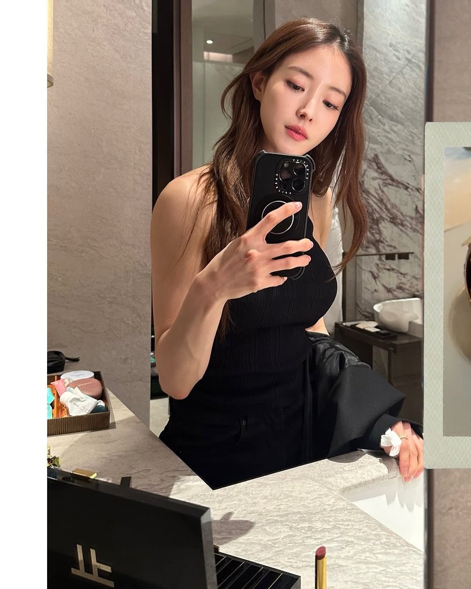 LSY_content's tweet photo. [260122] #LEESEYOUNG Instagram 

🐥🌈♥️ #Standard Chartered Hong Kong Marathon 2026

📎 https://t.co/XMlDKiqJJB
 #이세영 #李世榮 #イ・セヨン https://t.co/HIxWbSrTlV