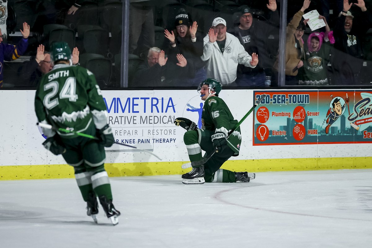 WHLsilvertips's tweet image. WE TAKE COMEBACKS SERIOUSLY😤
#GreenMeansGO