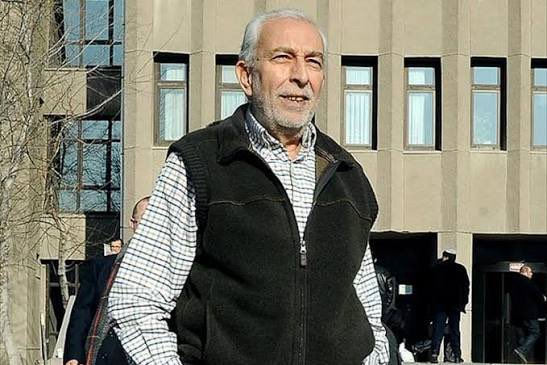 ankaragelisiyor's tweet photo. Gazeteci Emin Çölaşan: 

Size doğrudan bildiğim bir olayı anlatacağım:

Ben Ankara’da yaşıyorum ve susuzluk konusunda Mansur Yavaş’ı suçlayanları gördükçe gerçekten utanıyorum.
Şunu da ekleyim, Ankara’da su sadece iki gün (o da birkaç saatliğine) kesildi. Şimdi kesinti falan yok. https://t.co/mRmU0OV6f1