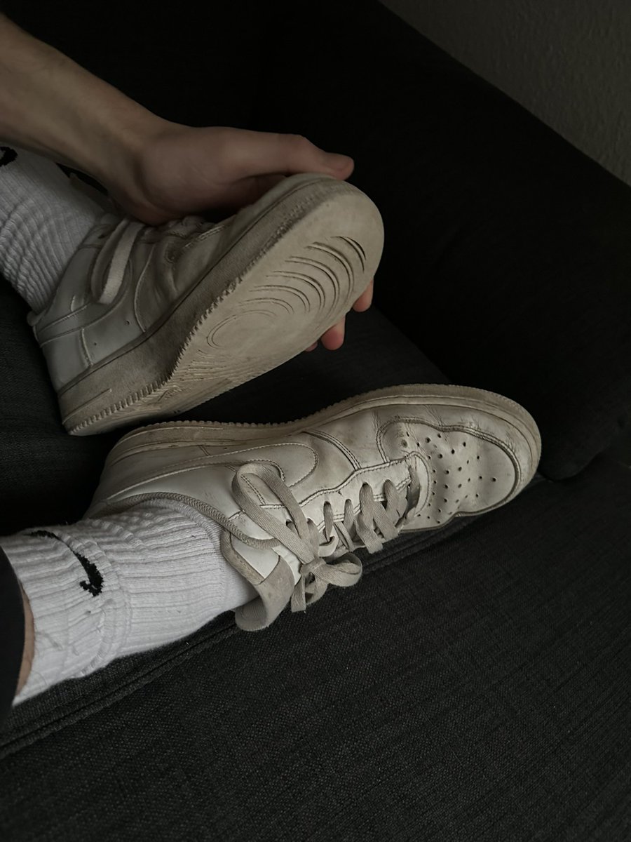 Good morning 👟👅💦