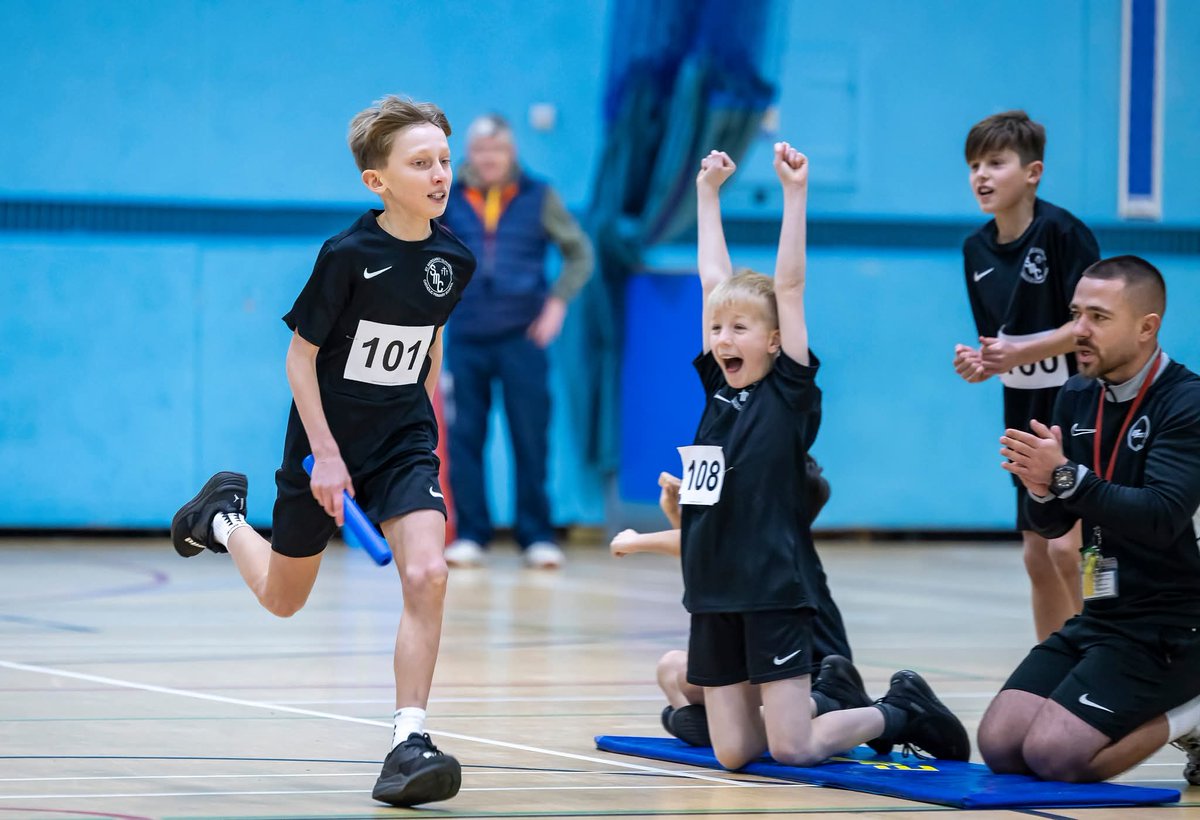 SMCSport_brack's tweet photo. Some pictures from the @BracknellSSP Sportshall Athletics heats @5tMargaret https://t.co/GHQLawCB45