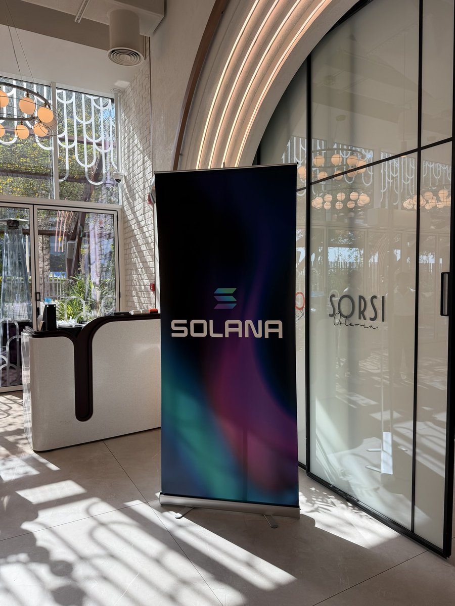 DevianRays's tweet image. 𝐘𝐨𝐮 𝐦𝐢𝐠𝐡𝐭 𝐰𝐨𝐧𝐝𝐞𝐫 𝐰𝐡𝐲 𝐈’𝐦 𝐬𝐭𝐢𝐥𝐥 𝐮𝐧𝐚𝐬𝐡𝐚𝐦𝐞𝐝𝐥𝐲 𝐩𝐮𝐬𝐡𝐢𝐧𝐠 @𝐒𝐮𝐩𝐫𝐚_𝐋𝐚𝐛𝐬 𝐰𝐡𝐞𝐧 𝐢𝐭 𝐟𝐞𝐞𝐥𝐬 𝐥𝐢𝐤𝐞 𝐞𝐯𝐞𝐫𝐲𝐨𝐧𝐞 𝐞𝐥𝐬𝐞 𝐢𝐬 𝐠𝐢𝐯𝐢𝐧𝐠 𝐮𝐩.

𝑾𝒂𝒍𝒌 𝒘𝒊𝒕𝒉 𝒎𝒆.

I have a friend who made a crazy amount of money from…